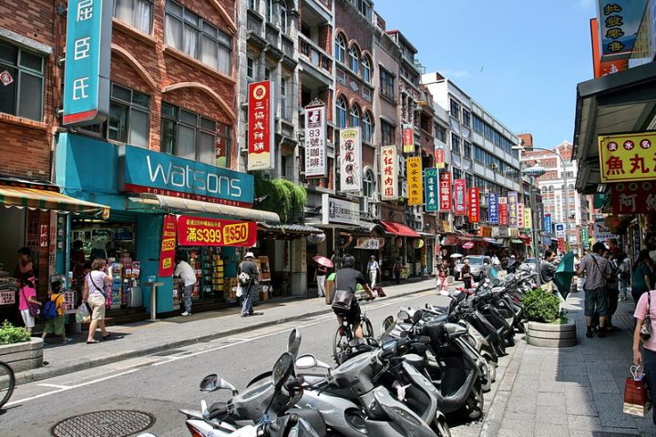 淡水老街街景